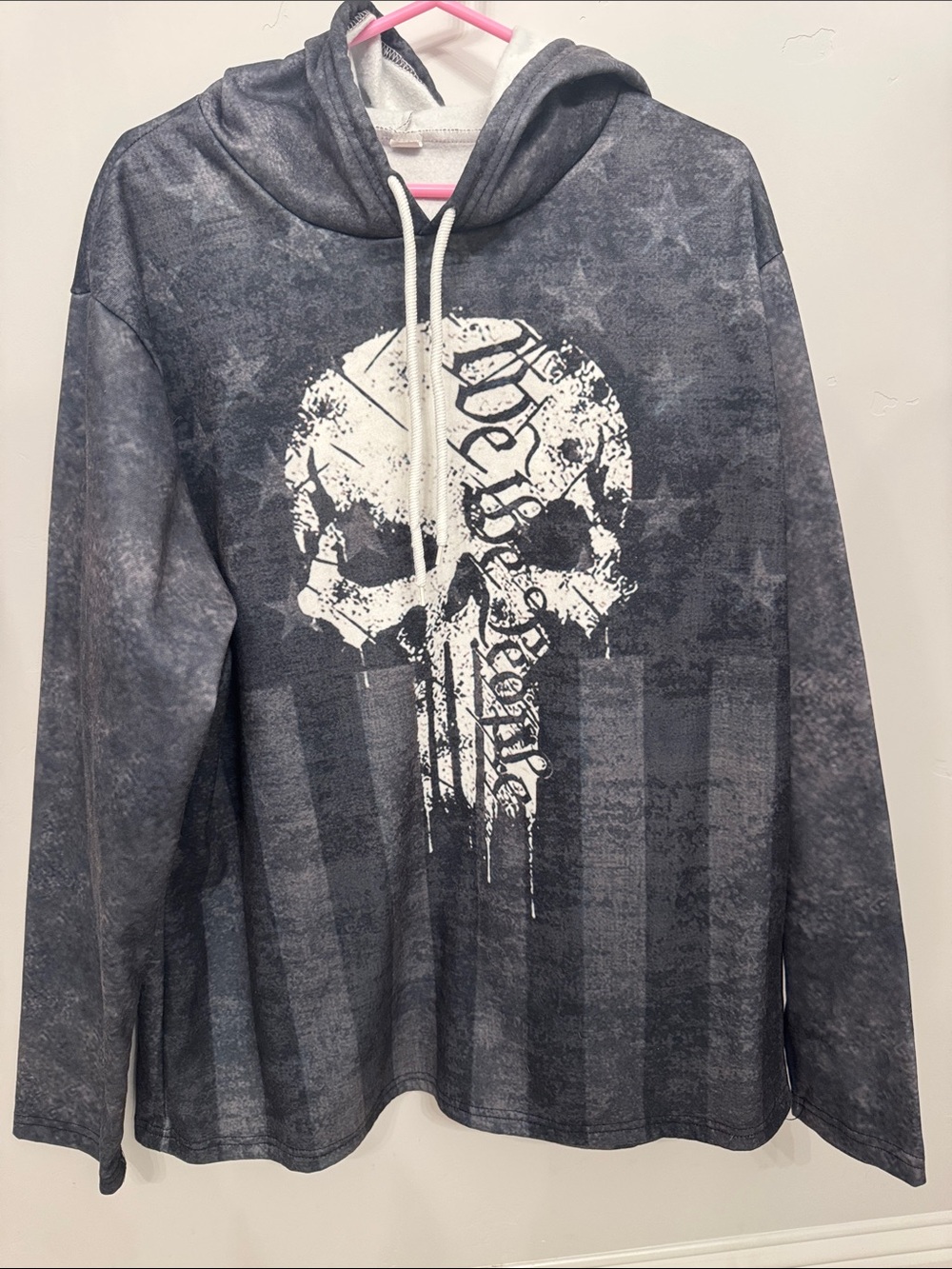 Men's Black Graphic Hooded Sweater with Skull Print